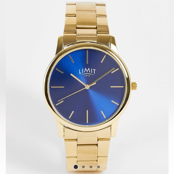 NWOT Limit Unisex Gold Watch